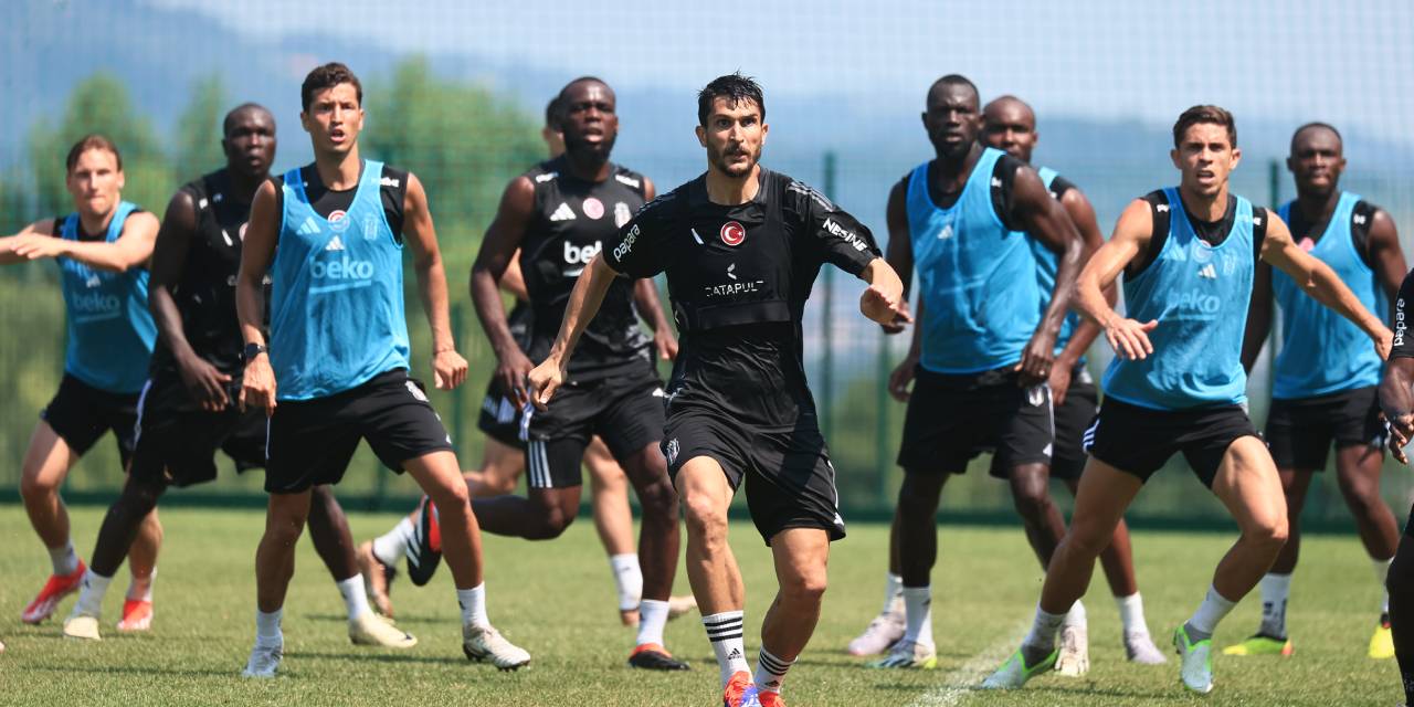 Beşiktaş’ta 9 futbolcuya veda